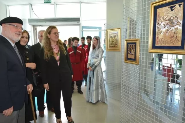Düzce Üniversitesi Uluslararası Şota Rustaveli 850. Yıl Sempozyumuna Ev Sahipliği Yaptı Düzce Üniversitesi Uluslararası Şota Rustaveli 850. Yıl Sempozyumuna Ev Sahipliği Yaptı