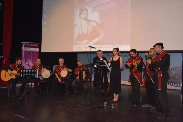 Düzce Üniversitesi Uluslararası Şota Rustaveli 850. Yıl Sempozyumuna Ev Sahipliği Yaptı Düzce Üniversitesi Uluslararası Şota Rustaveli 850. Yıl Sempozyumuna Ev Sahipliği Yaptı