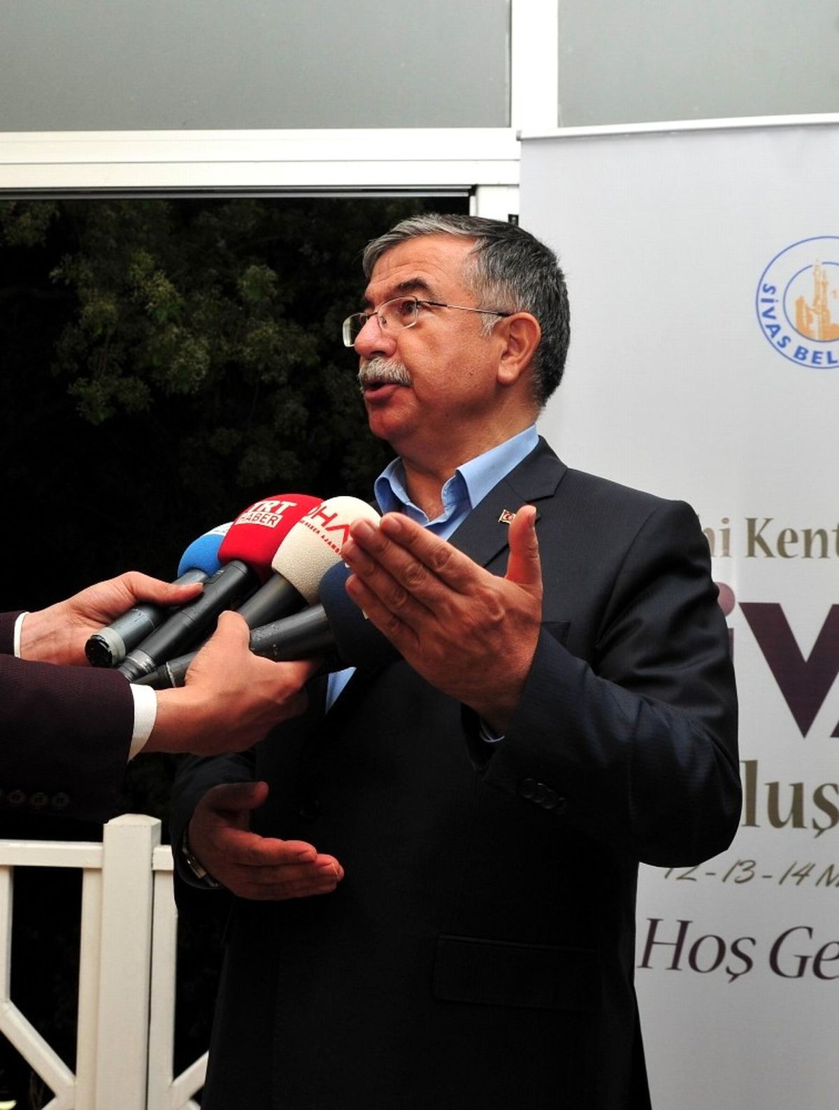 Bakan Yılmaz'dan KPSS'ye Girecek Öğretmen Adaylarına Uyarı