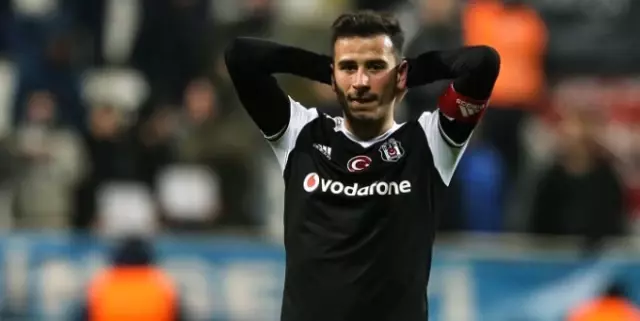 Oğuzhan ve Tolgay İmzalıyor!