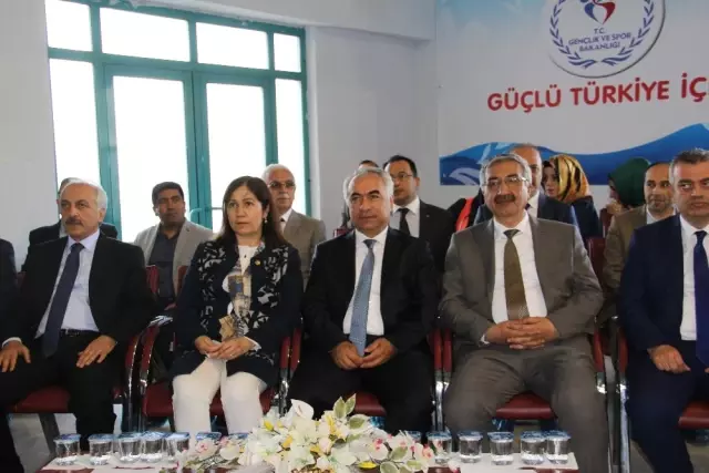 Koruma Altındaki Çocuklar 7. Türkiye Yüzme Şampiyonası Başladı Koruma Altındaki Çocuklar 7. Türkiye Yüzme Şampiyonası Başladı