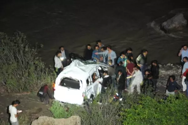 Zap'a Uçan Araçtaki 4 Kişiden 1'i Kayıp