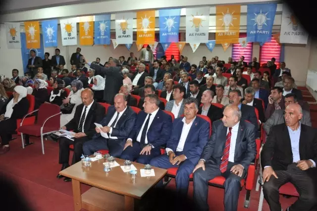 AK Parti'den İstişare Toplantısı AK Parti'den İstişare Toplantısı