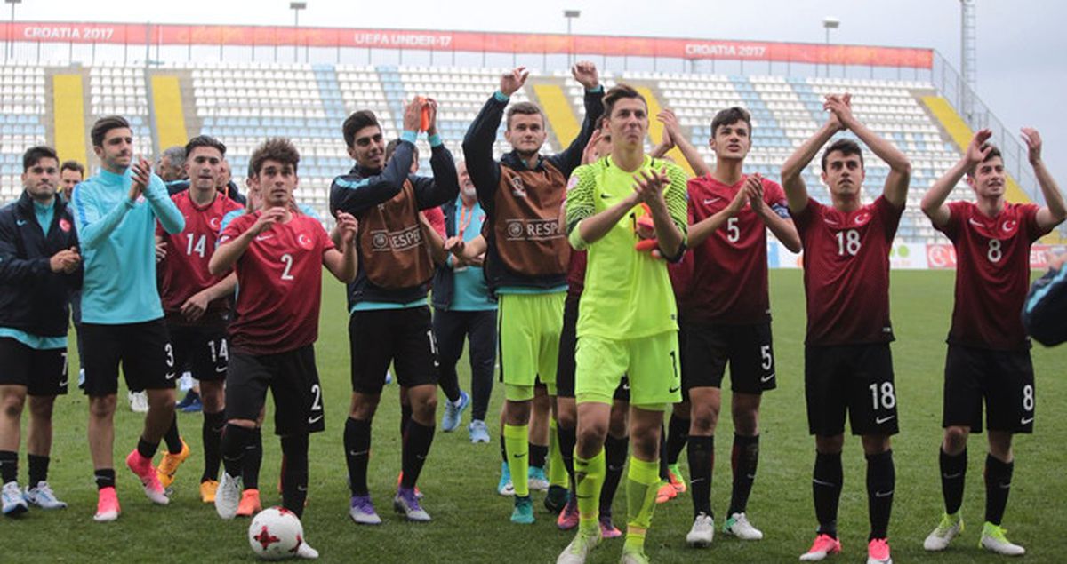 Avrupa U17 Futbol Şampiyonası'nda Türkiye, İngiltere'ye 2-1 Yenildi