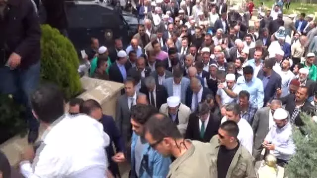 Bakan Müezzinoğlu, 'Öldürenin De, Ölenin de 'Allah Allah' Dediği Bir Dönemde El Hazin'i Anıyoruz' Bakan Müezzinoğlu, 'Öldürenin De, Ölenin de 'Allah Allah' Dediği Bir Dönemde El Hazin'i Anıyoruz'