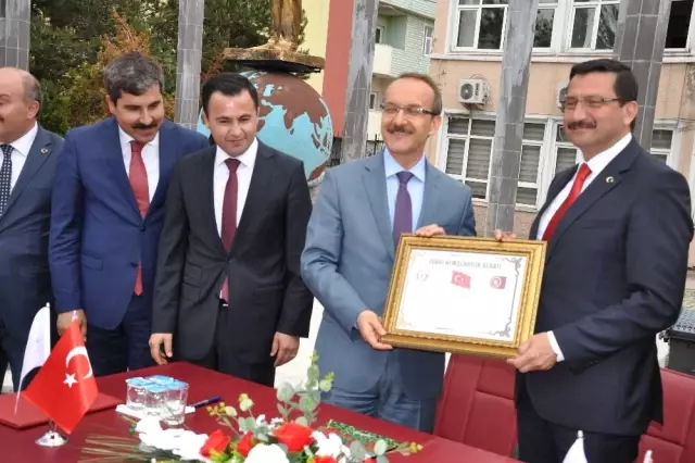 Keçiören ile Bulanık Belediyeleri Arasında Protokol İmzalandı Keçiören ile Bulanık Belediyeleri Arasında Protokol İmzalandı