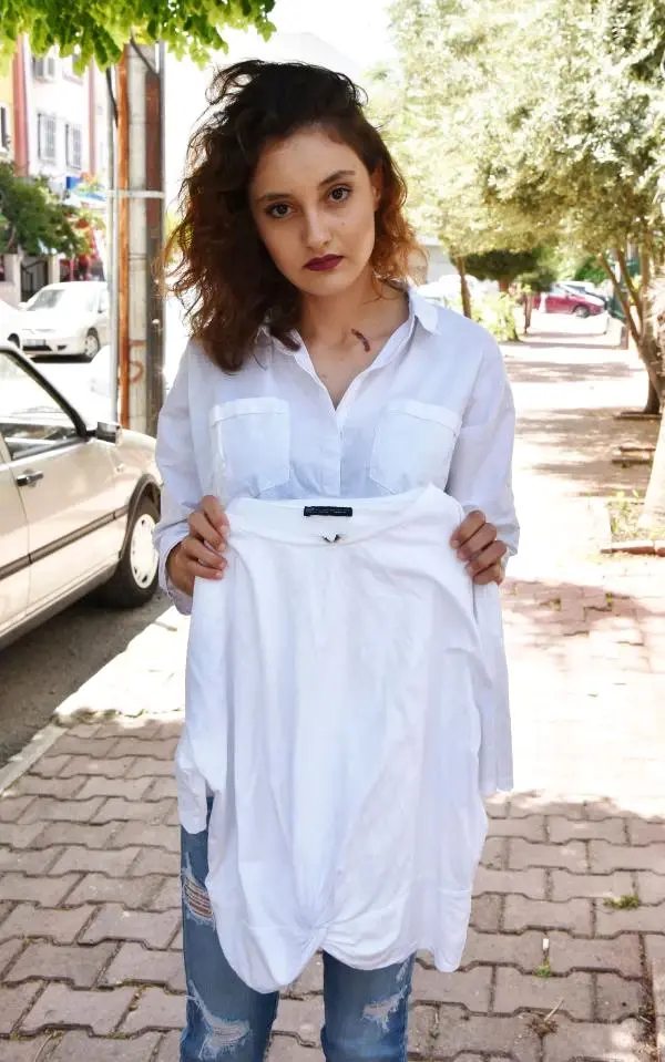 Sokak Magandası Laf Attı, Küfür Etti, Boğazında Sigara Sokak Magandası Laf Attı, Küfür Etti, Boğazında Sigara