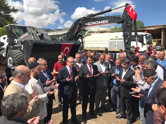 Muş İl Özel İdaresine 9 Yeni Araç Muş İl Özel İdaresine 9 Yeni Araç