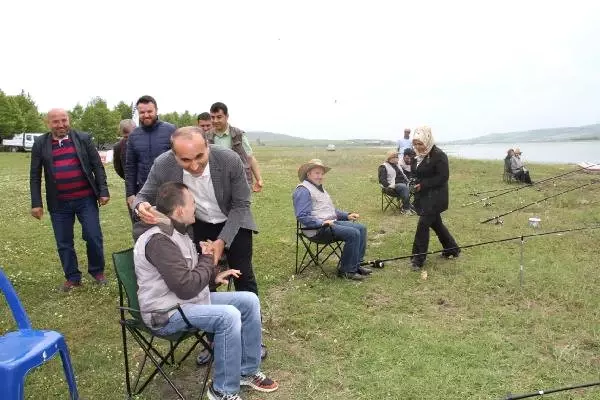 Engelli Vatandaşlar Özgürlüğe Olta Attı