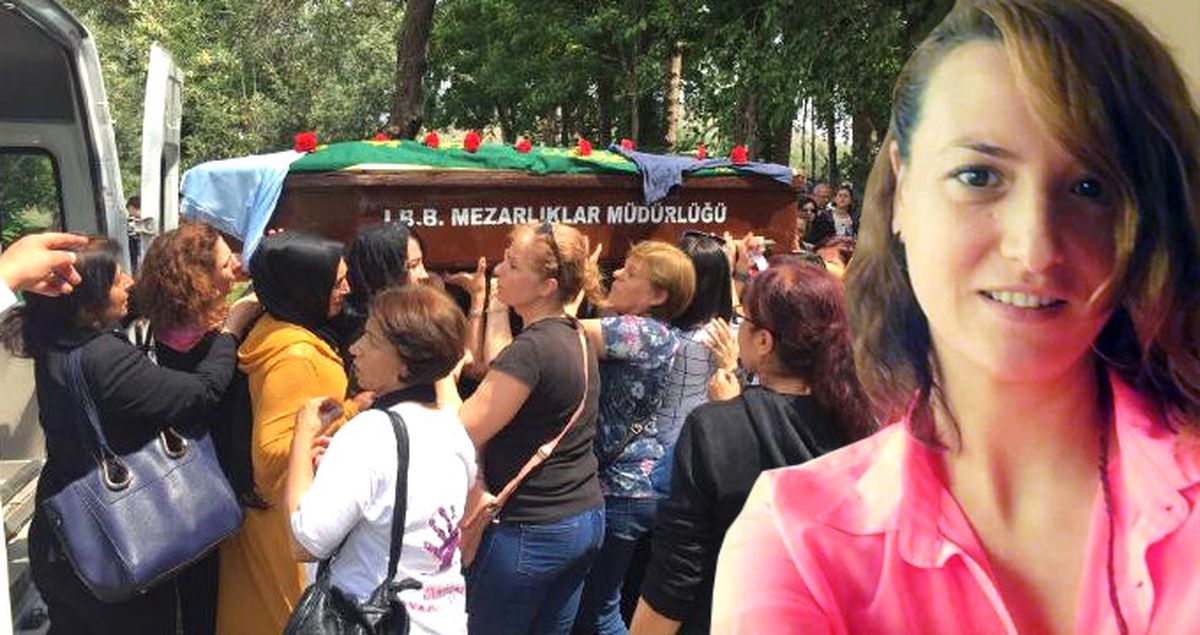 Eski Eşi Tarafından Çekiçle Vurulak Öldürülen Işık'ın Cenazesini Kadınlar Omuzladı