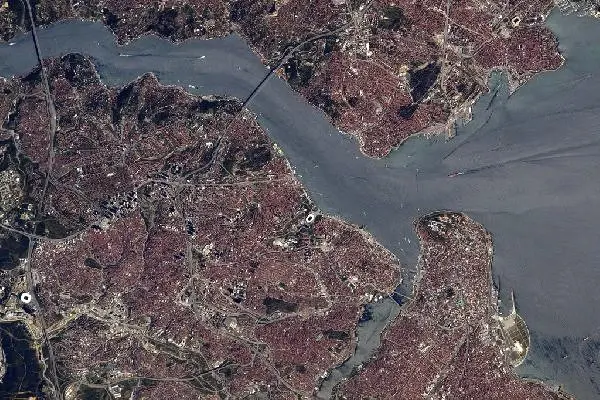 Fransız Astronot İstanbul'un Uzaydan Çekilen Fotoğrafını Paylaştı Fransız Astronot İstanbul'un Uzaydan Çekilen Fotoğrafını Paylaştı