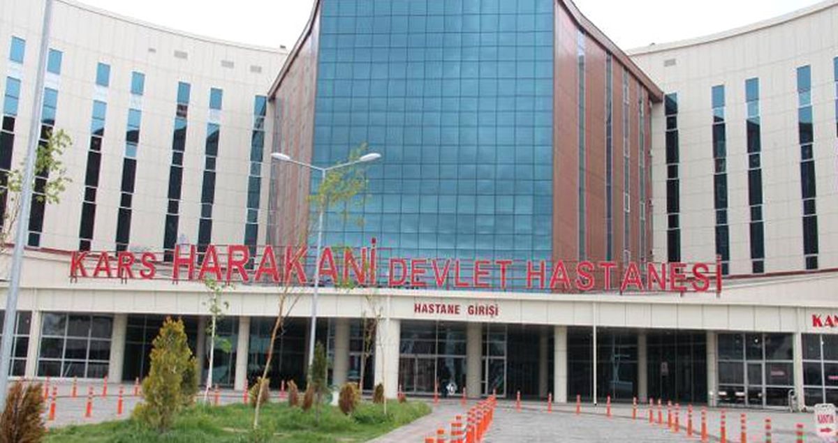 Temizlik Görevlilerinin Kavgası Kanlı Bitti! Temizlikçi Kadın, Arkadaşını Öldürüp Teslim Oldu