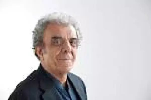Ali Özgaentürk'ün 50'nci Sanat Yılı, Ünlüleri Adana'da Buluşturacak Ali Özgaentürk'ün 50'nci Sanat Yılı, Ünlüleri Adana'da Buluşturacak