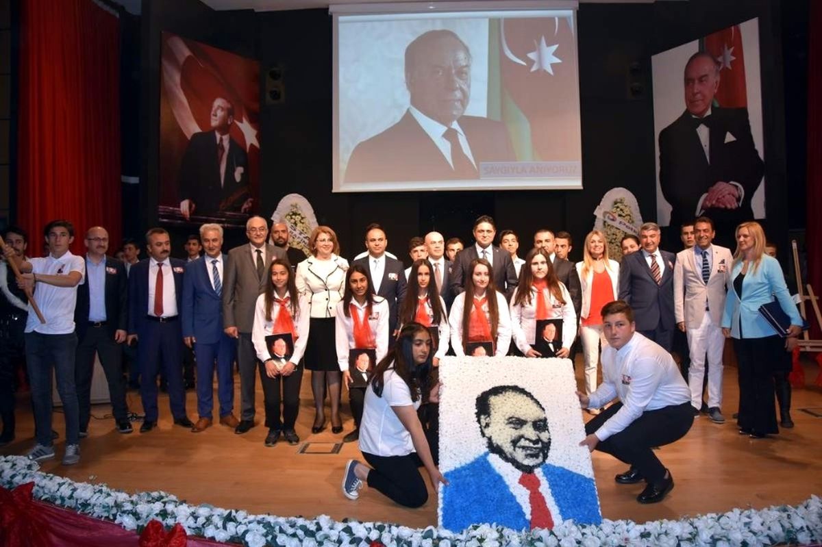 Aliağa'da Gül Bayramı