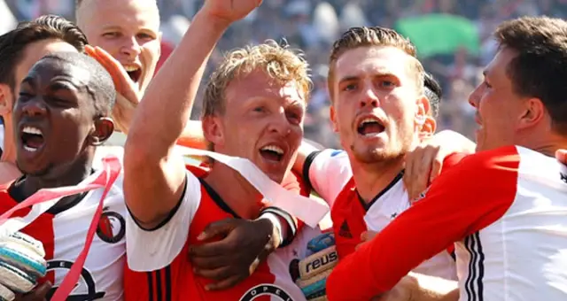 Futbolu Bırakan Dirk Kuyt, Türkiye'de Bazı Maçlarda Yorumculuk Yapacak