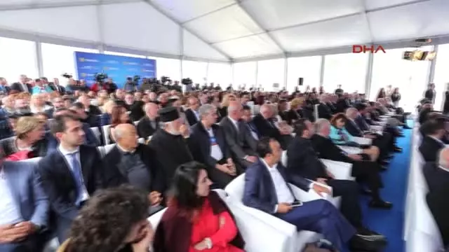 Gökçeada Rum Okulu Turkcell Ile Hayat Buldu