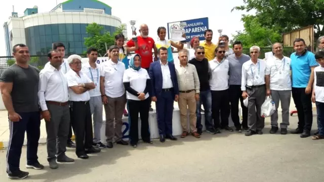 Haliliyeli Sporculardan Bir Altın Bir Gümüş Madalya