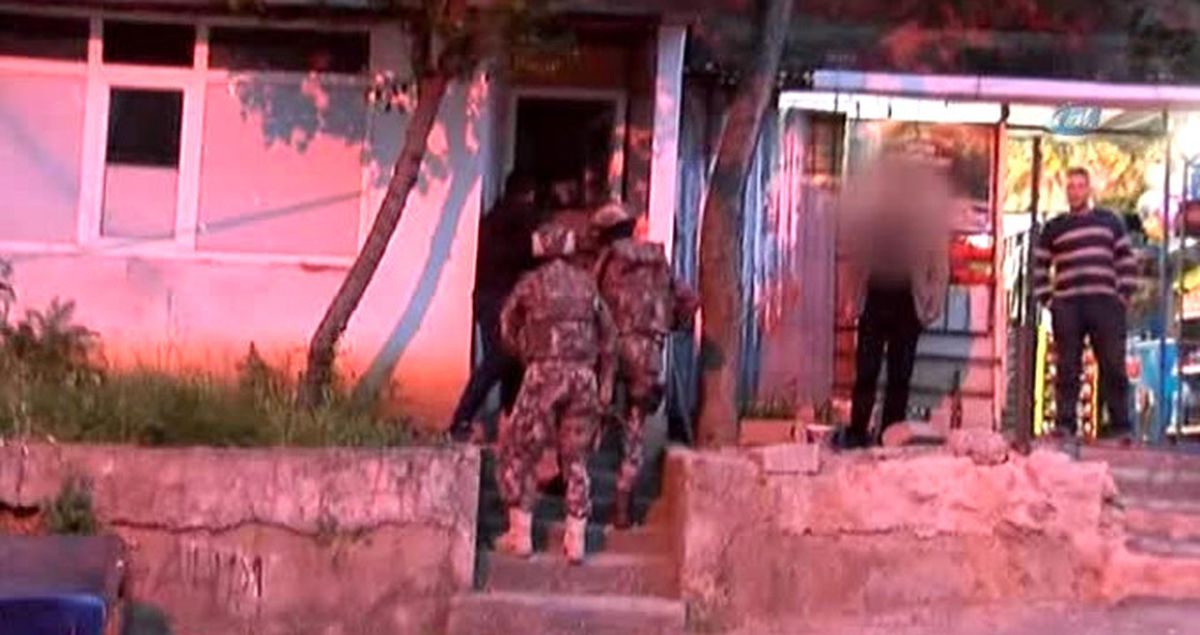 İstanbul'da Eş Zamanlı DEAŞ Operasyonu: 4 Kişi Gözaltına Alındı