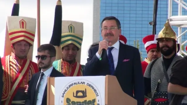 Melih Gökçek'ten Akçakale'ye Özel İlgi