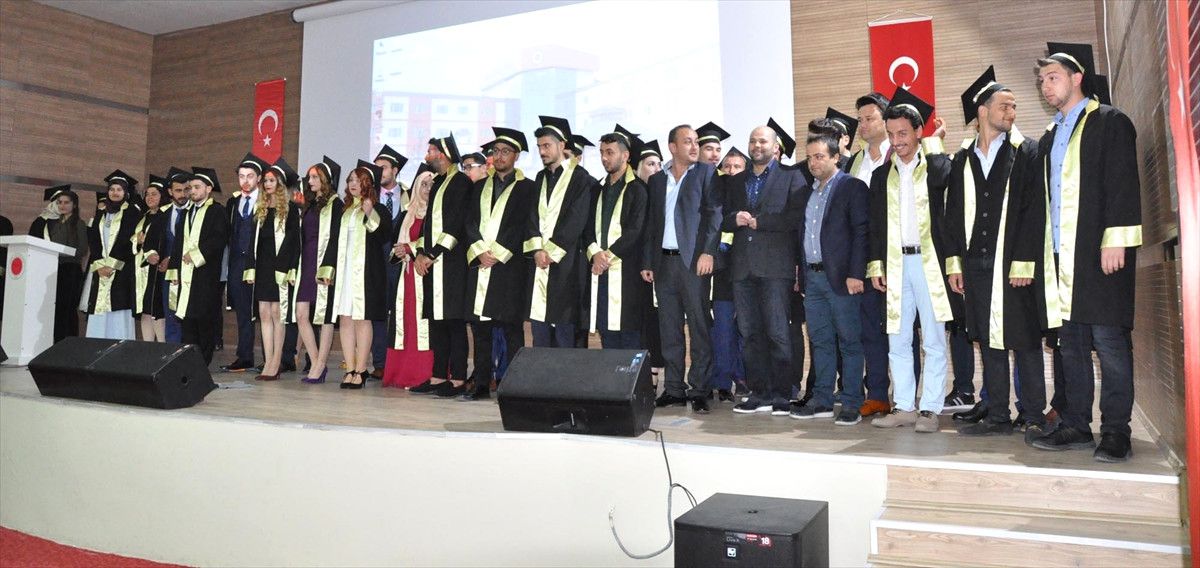 Yerköy Adalet Myo'da Mezuniyet Sevinci