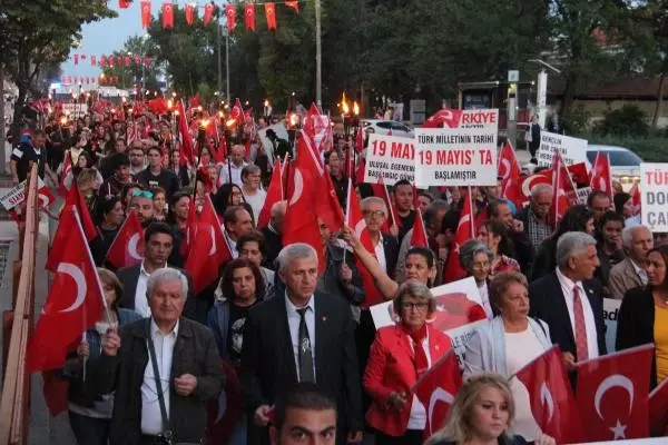 Edirne'de Fener Alayı Düzenlendi