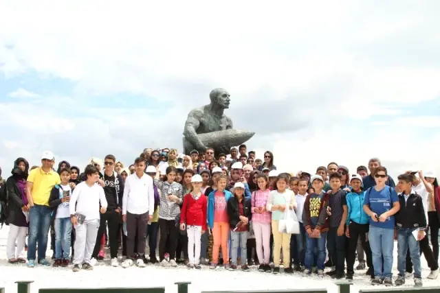 Haliliyeli Öğrenciler Çanakkale'de
