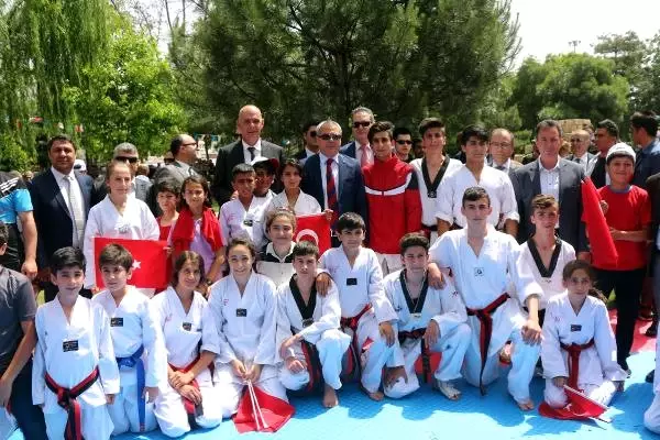 Şırnak ve Batman'da 19 Mayıs Coşkusu
