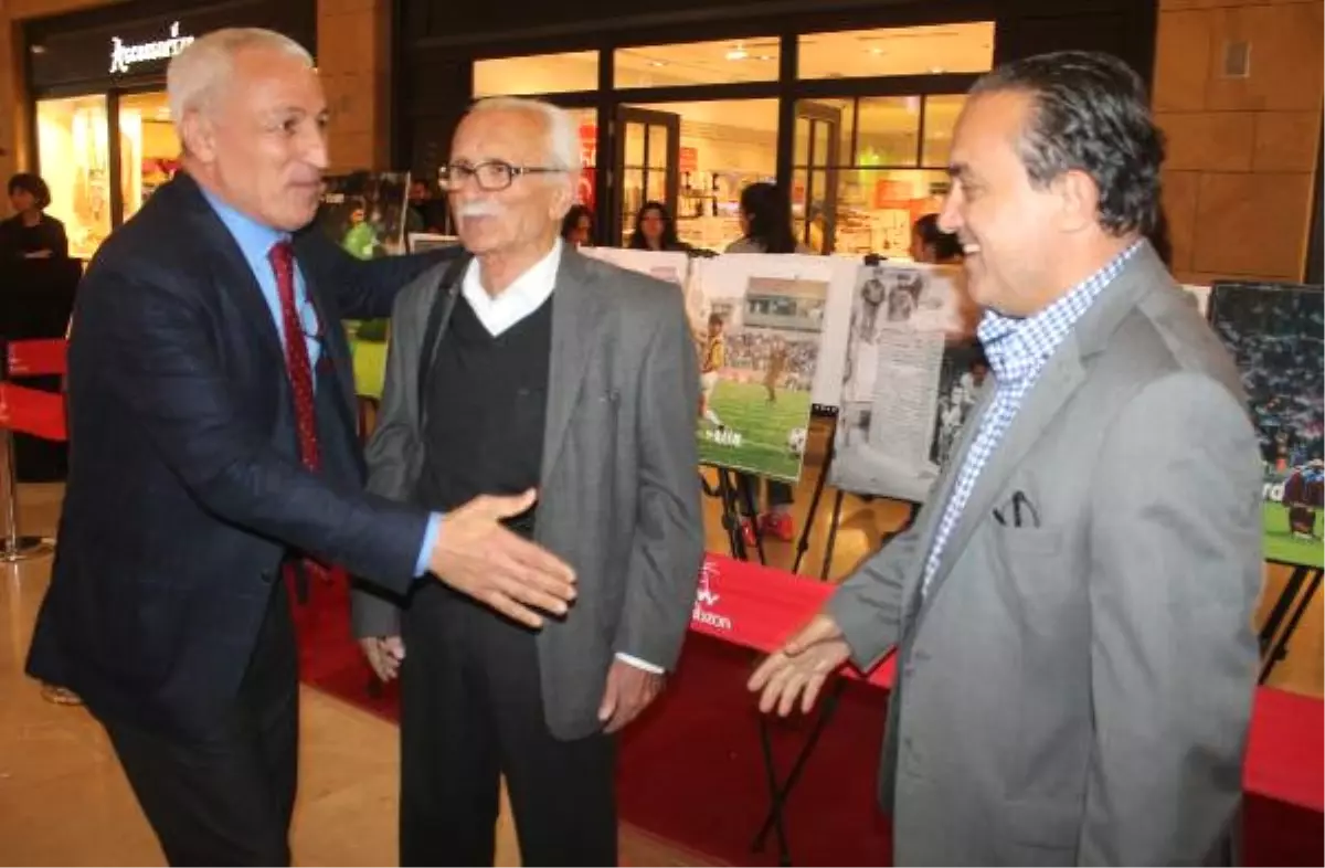 Trabzonspor'un 50 Yılının Fotoğraflarla Öykülendiği Sergi Düzenledi