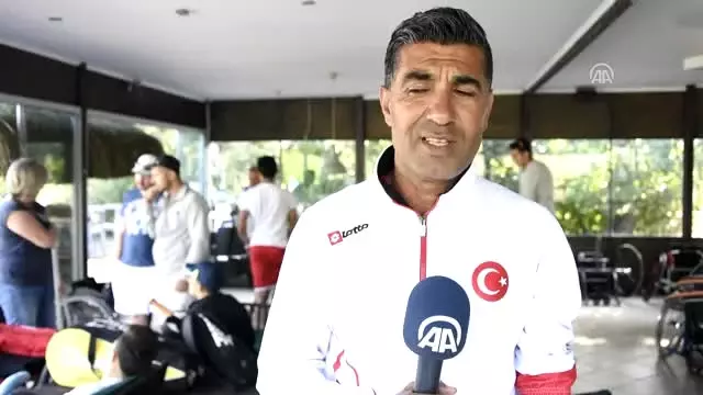 Kortların 'Engelli Yıldızları' Tokyo'ya Hazırlanıyor Kortların 'Engelli Yıldızları' Tokyo'ya Hazırlanıyor