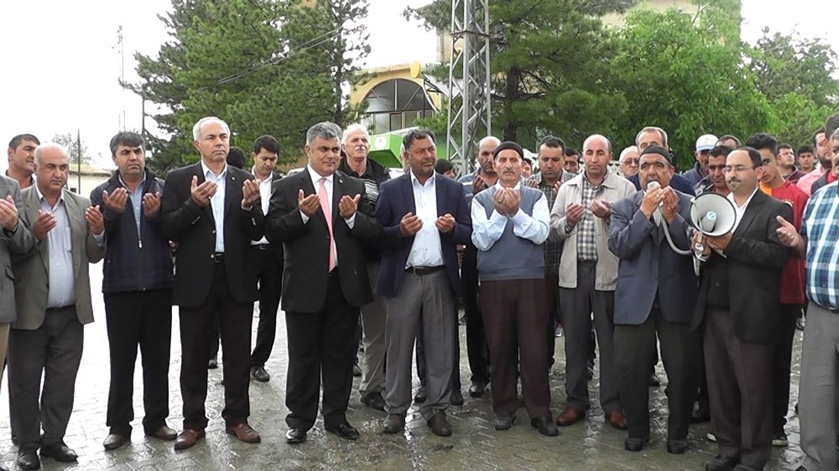 Kuraklık Çeken Ereğlililer, Yağmur Duasındayken Rahmet Yağdı