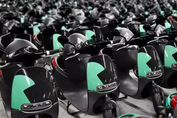 Gogoro ve Bosch, Paris'te Elektrikli Scooter Paylaşım Servisi Açtı