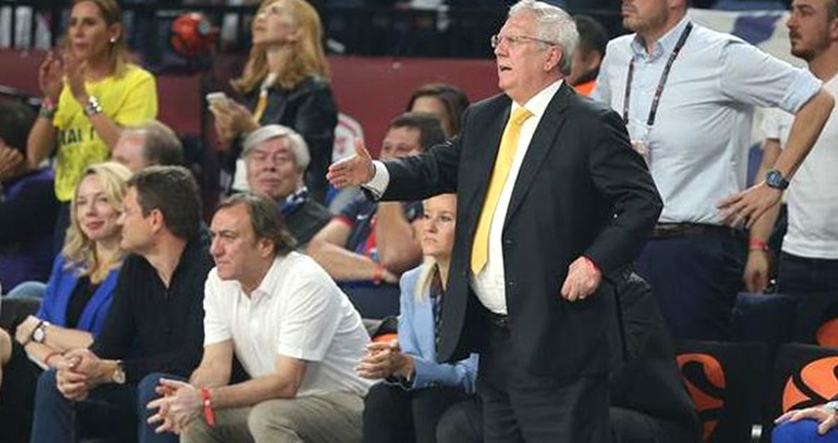 Olympiakos Maçında Hakemin Kararı Aziz Yıldırım'ı Çıldırttı
