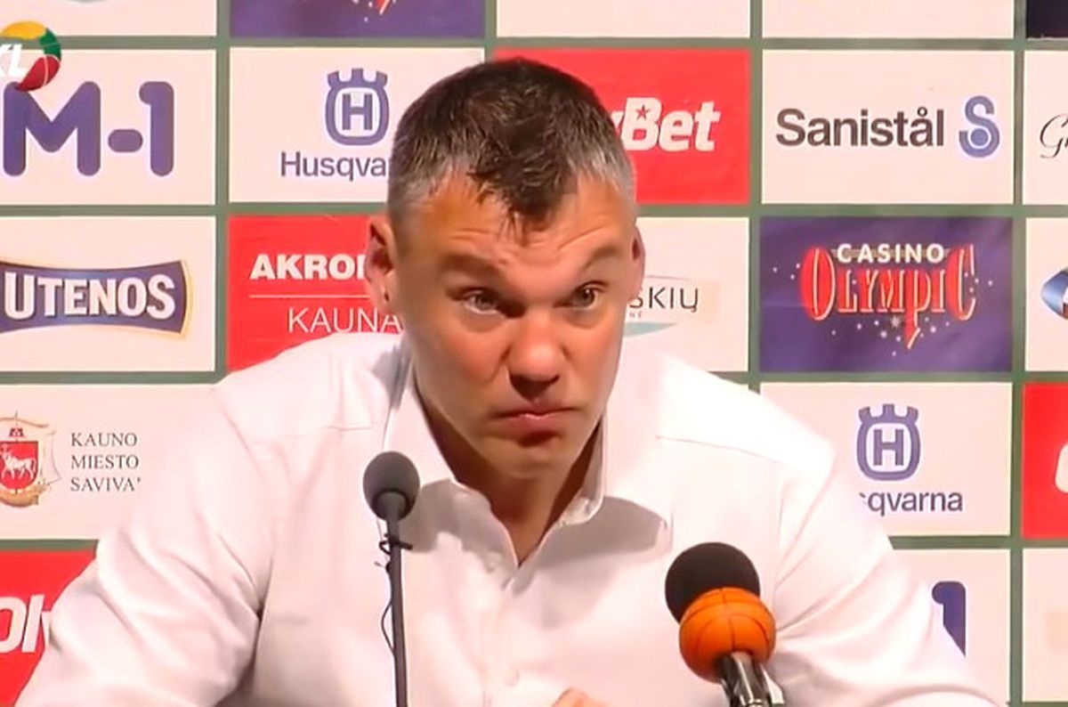 BC Zalgiris'in Koçu Jasikevicius'tan Soru Soran Muhabire Hayat Dersi