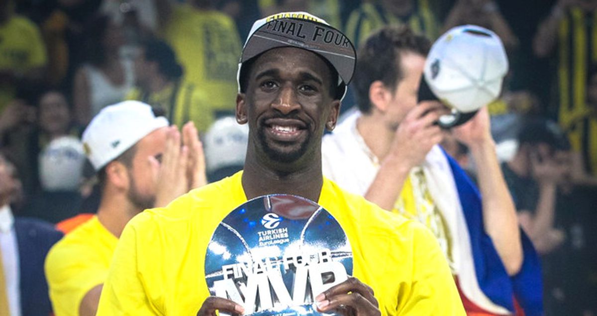 Fenerbahçe'de Ekpe Udoh, Final Maçının En Değerli Oyuncusu Seçildi