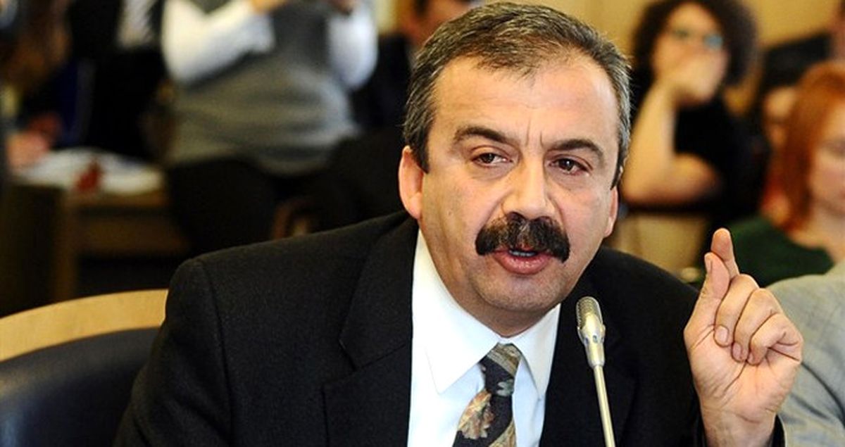 HDP'li Sırrı Süreyya Önder Siyaseti Bırakıyor