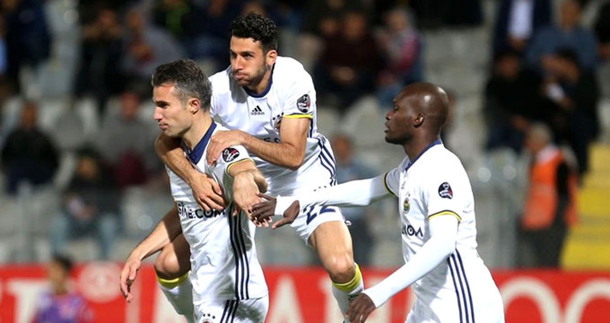 Süper Lig'de Fenerbahçe, Gençlerbirliği'ni 2-1 Yendi