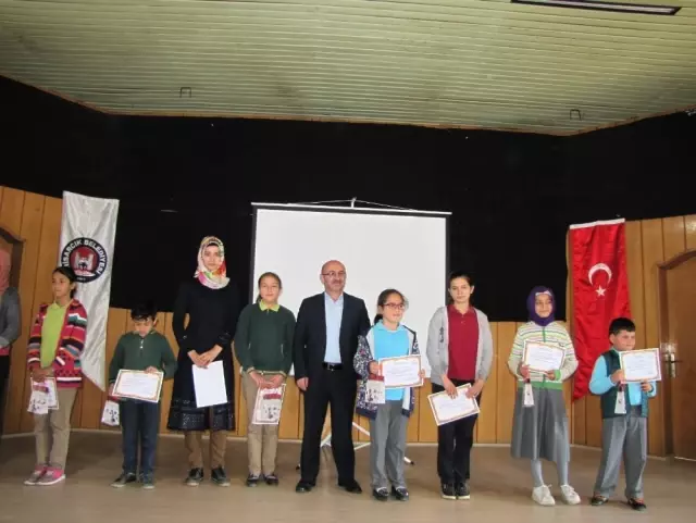 Hisarcık'ta Kitap Okuma Yarışması Ödülleri Dağıtıldı