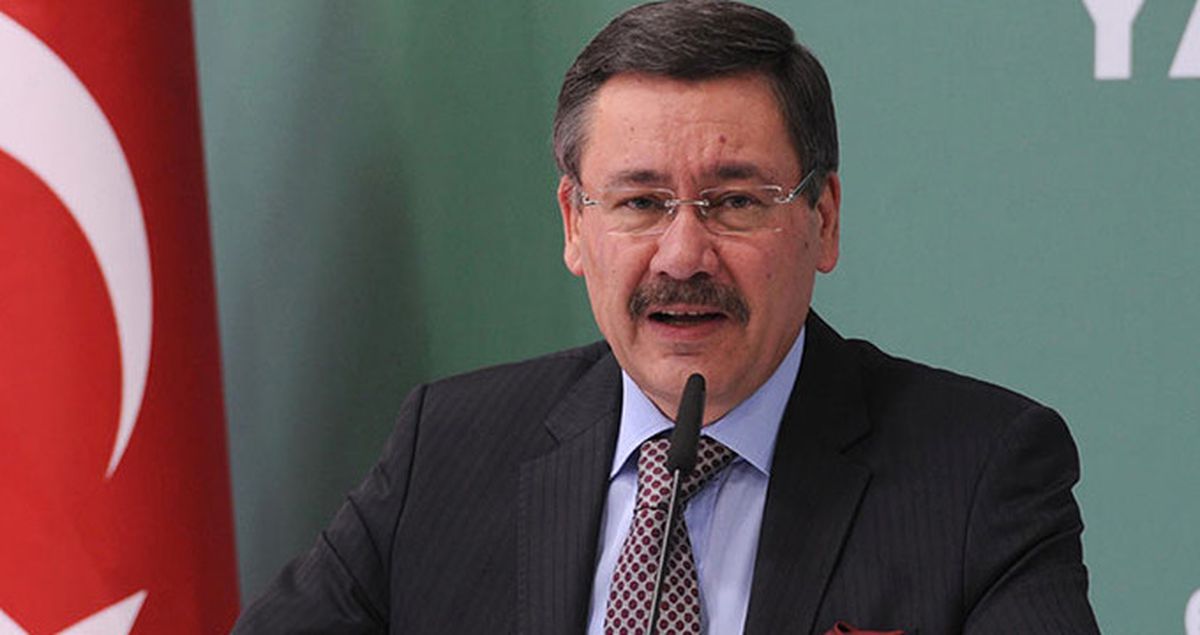 Belediyedeki FETÖ Operasyonu Sonrası Melih Gökçek'ten İlk Açıklama