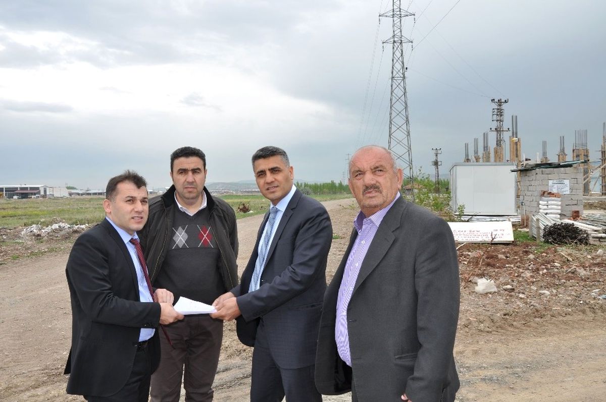 Çedaş'tan Esnafa Enerji