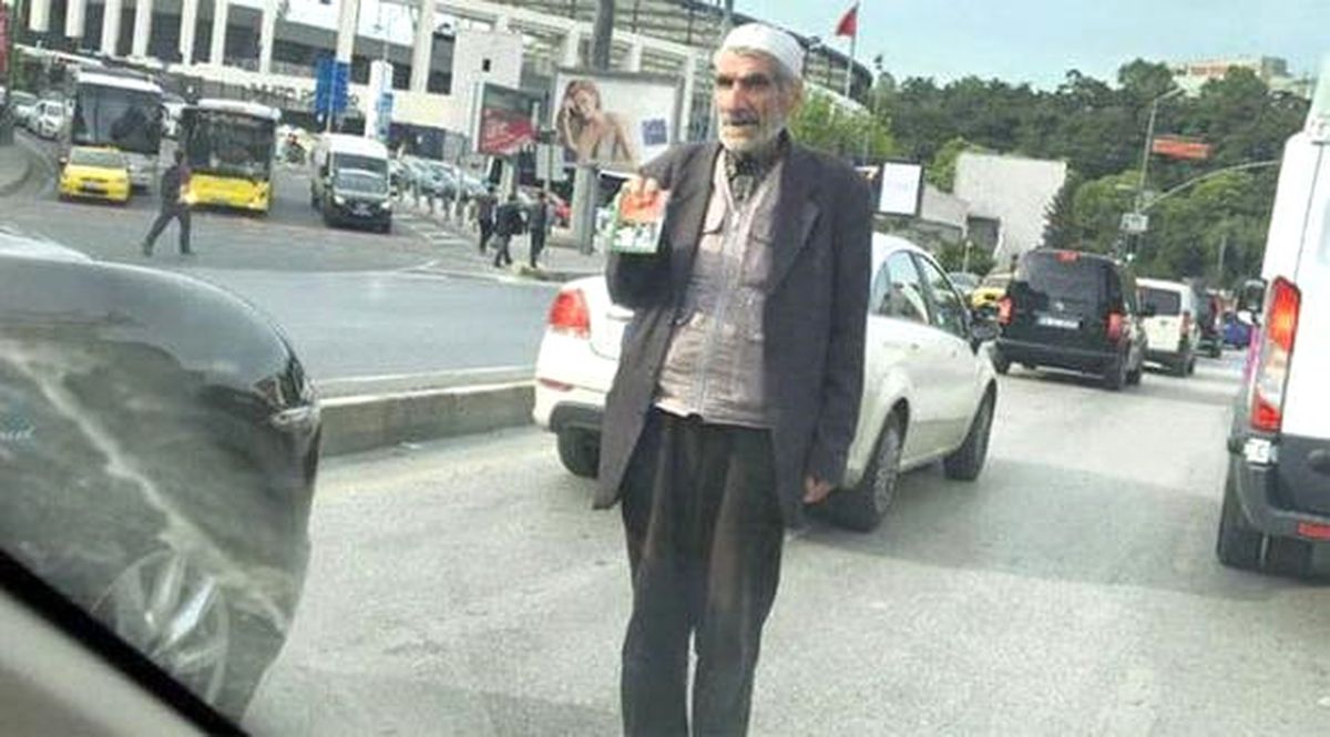'Çılgın Bediş'in 'Kapıcı Abdül'ü Şimdi Seyyar Satıcılık Yapıyor