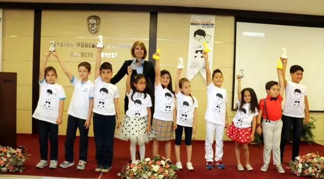 İlkokul Öğrencilerinin Mucit Fikirleri Ödüllendirildi