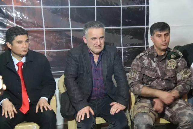 Şehit Özel Harekat Polisinin Evine Ateş Düştü