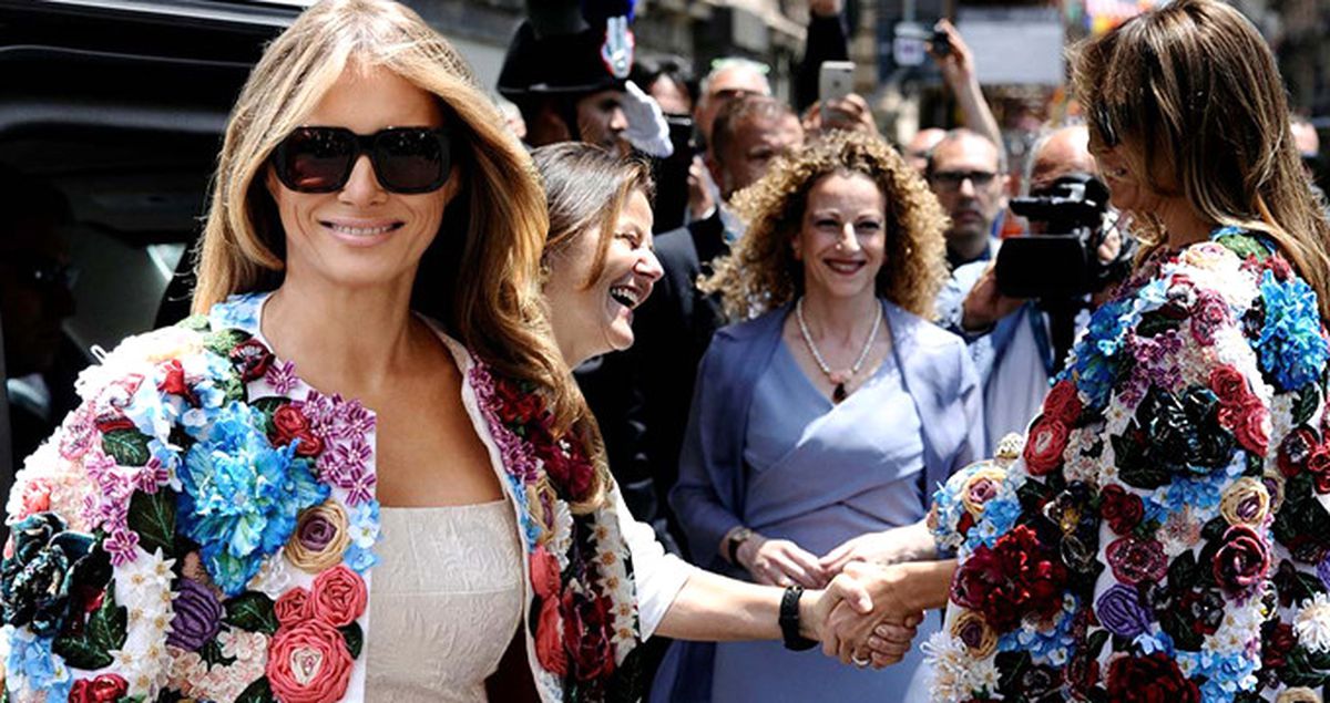 Melania Trump, Güneşin Altında 2+1 Ev Fiyatındaki Ceketiyle Hava Attı