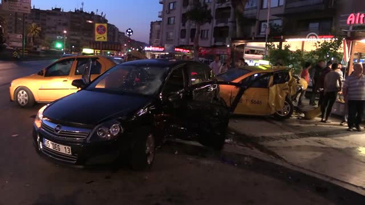 Trafik Kazası: 2 Yaralı