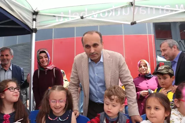 Arnavutköy'de Tekne Orucu Tutan Minikler İftar Yaptı