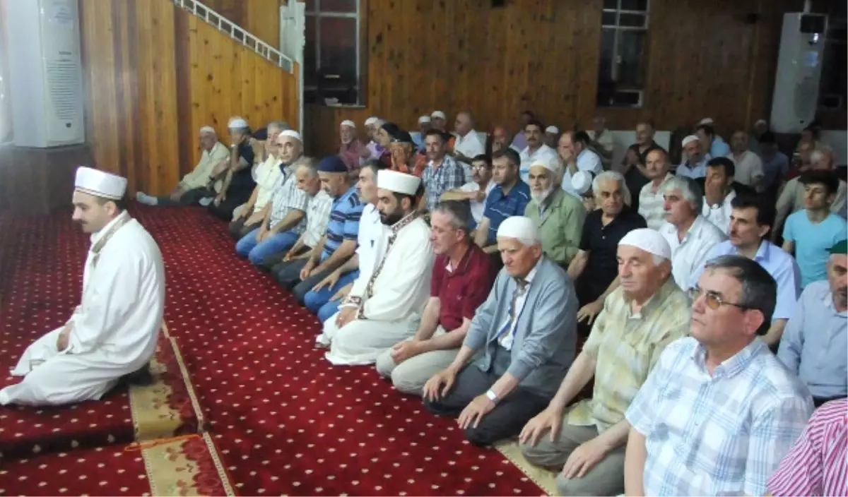 Bafra'da İlk Teravih Namazı
