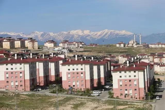 Edremit TOKİ�lere 5 Taziye Evi Haberler