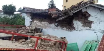 Ege'de Deprem! Manisa Saruhanlı 5.1 Şiddetinde Sarsıldı