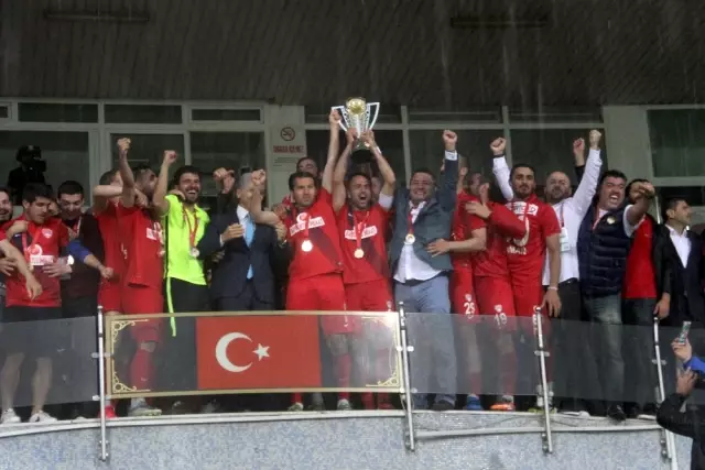 Silivrispor 2. Lige Yükseldi Silivrispor 2. Lige Yükseldi