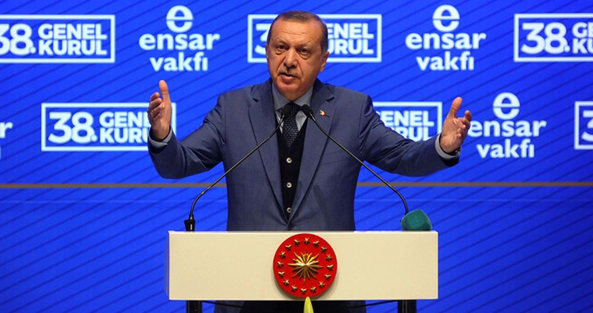 Erdoğan, 15 Temmuz'da Sokağa Çıkan Gençlere İşaret Etti: Gezi'nin Gençleri Değildi